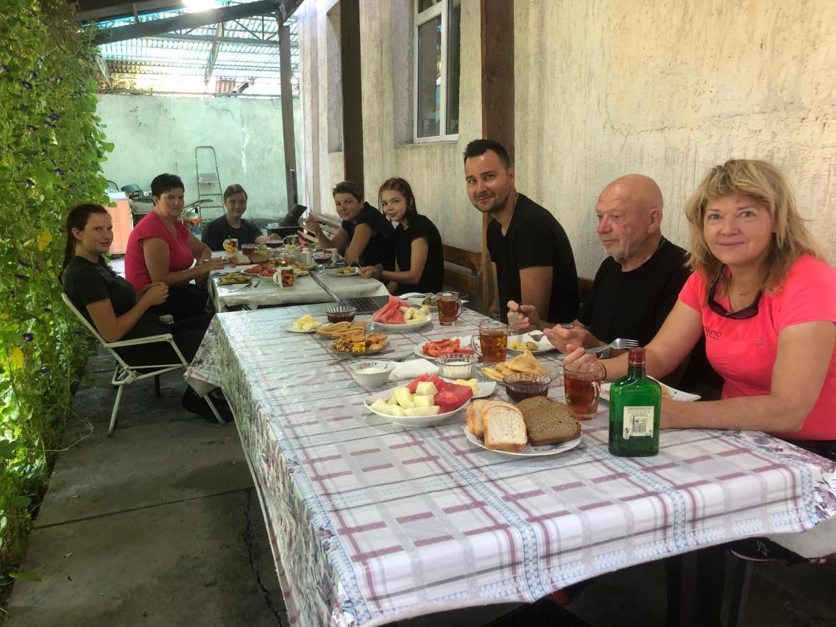 בישקק Nomads Home מראה חיצוני תמונה