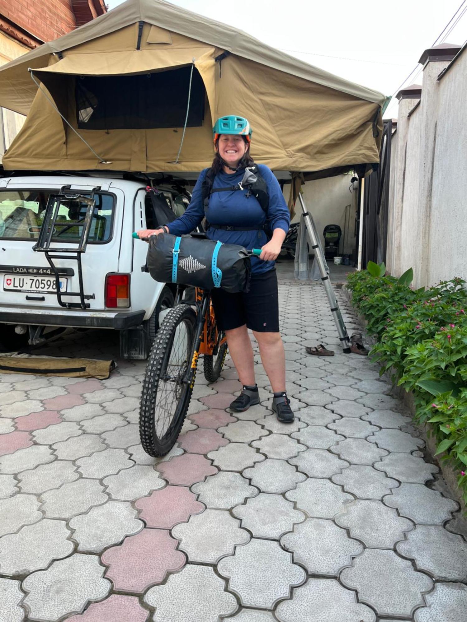 בישקק Nomads Home מראה חיצוני תמונה