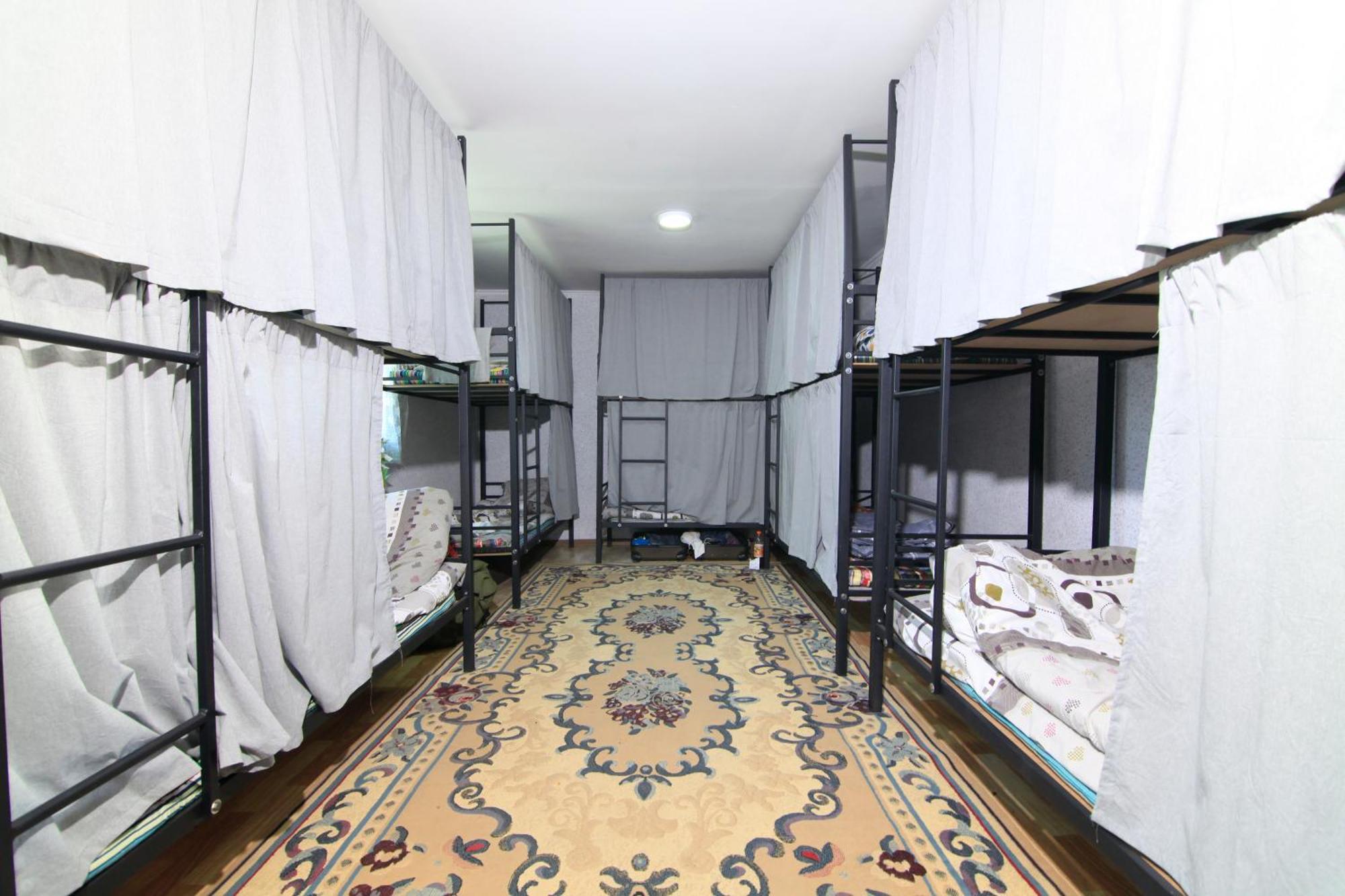 בישקק Nomads Home מראה חיצוני תמונה